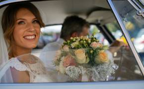 L'arrivo della sposa in auto